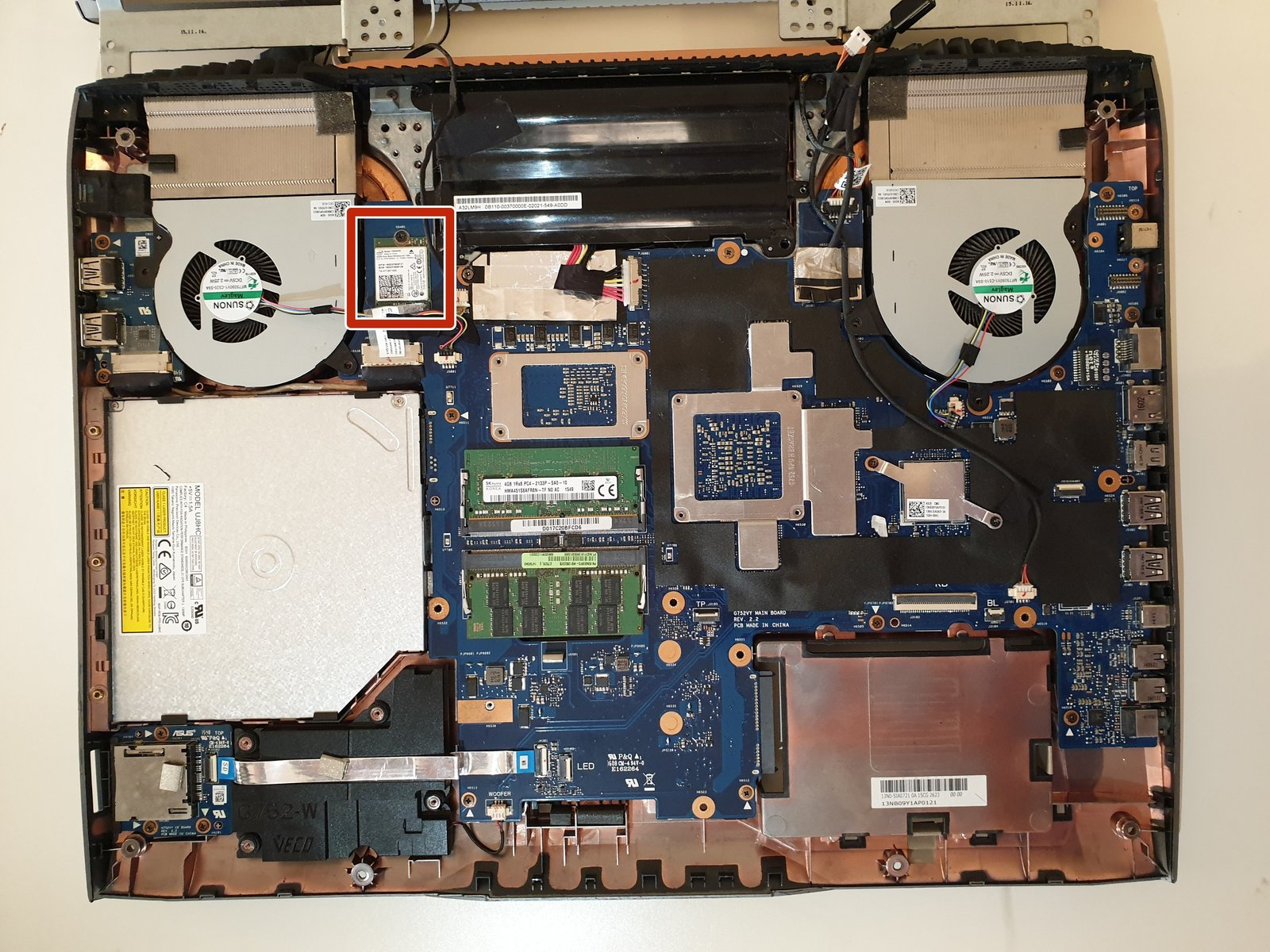 How to replace and fix ASUS G752 G752V G752VM G752VS G752VY LCD Rear Top Lid Back Cover (Asus ROG G752V)